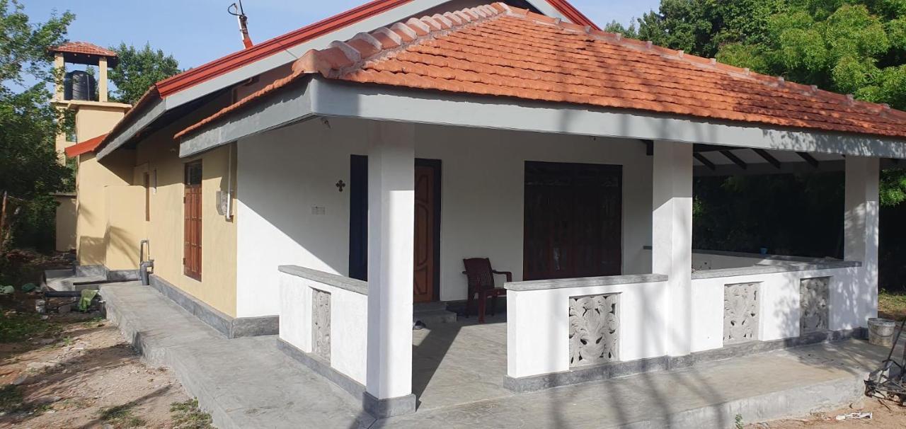 Bed and Breakfast La Felicita Mannar Exterior foto